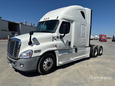 2017 Freightliner Cascadia 125 6x4 T/A Sleeper Truck Tractor