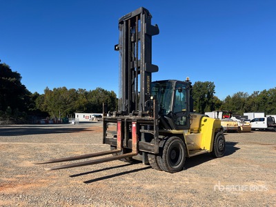 2015 Hyster H300HD2 28000 lb Pneumatic Tire Heftruck