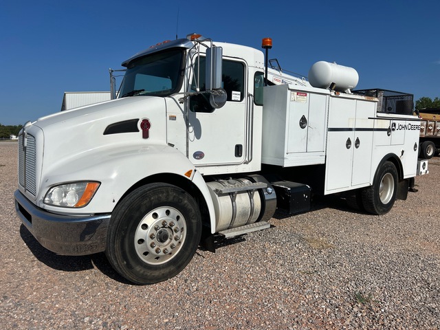 2015 Kenworth T370 4x2 Service Truck