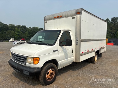 2006 Ford E-350 4x2 Kastenwägen