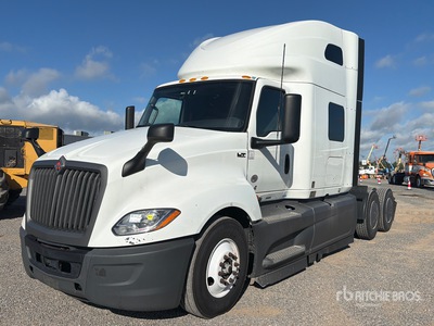 2023 International LT625 6x4 T/A Slaapcabine Trekker