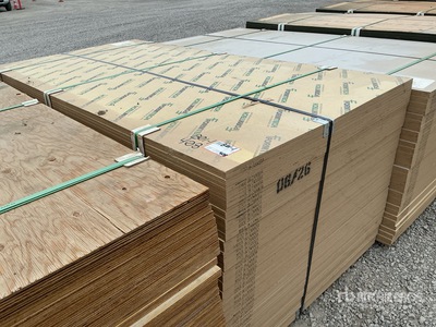 Quantity of (69) 1/2" 4x7'11 ¼" HDO G2S With Smooth Overlay 2 Sides Douglas Fir 5 Ply No Stamp Formply Plywood (Unused)