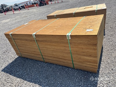 Quantity of (40) (40) 3/4" 4x8 CSP/DFP No Stamp Sklejka (Unused)
