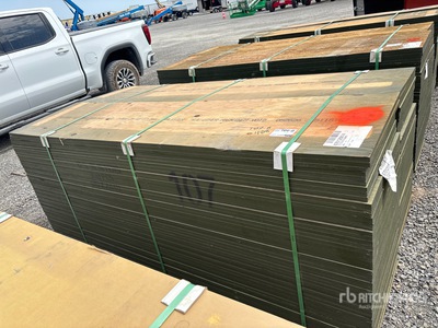 Quantity of (100) 3/4 in 2x8 MDO G1S With Smooth Overlay 1 Side Douglas Fir 7 Ply No Stamp Formply فنير (Unused)