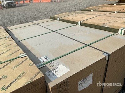 Quantity of (30) 1 1/8" 4x8 G2S with Smooth Overlay 2 Sides Douglas Fir 11 Ply No Stamp Formply Plywood (Unused)