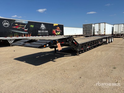 2012 Aspen 52 ft Tri/A Folding Neck Trailer