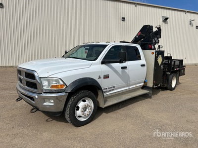 2010 Hiab 077 BS-3 CLX 3350 kg Knuckle Boom on 2011 Dodge Ram 5500 4x4 Crew Cab Boom Truck
