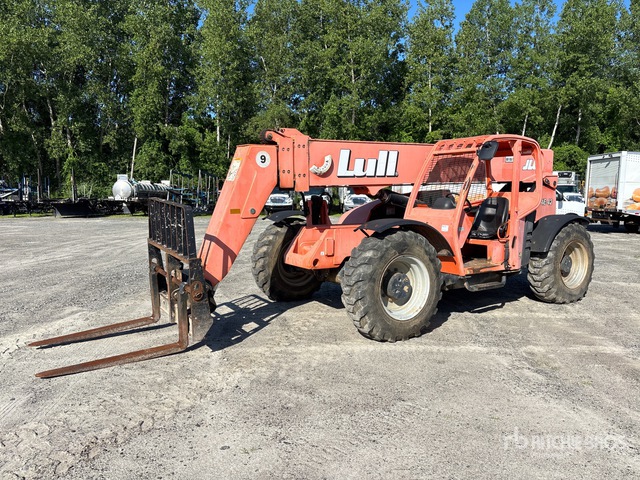 2005 Lull 944E-42 Telehandler