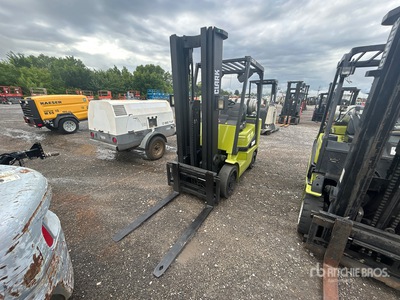 Clark CGC25 4425 lb Cushion Tire Forklift