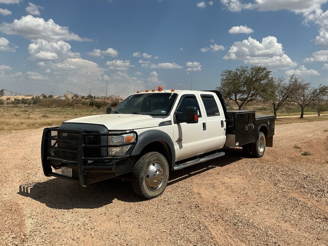 2015 Ford F-550 XL 4x4 Crew Cab Utility Truck