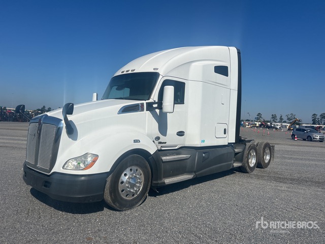 2019 Kenworth T680 6x4 T/A Sleeper Truck Tractor