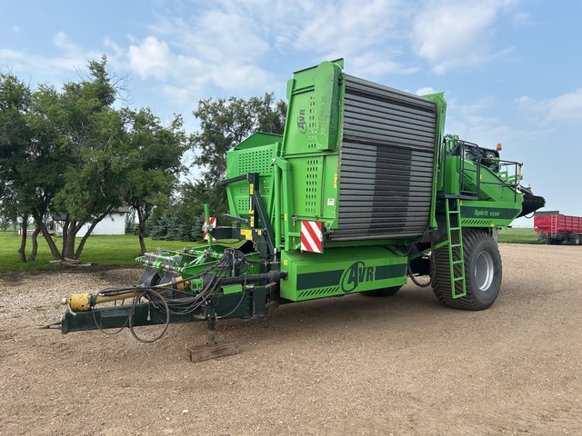 2015 AVR Spirit 9200 Pull Type 2 Row Potato Harvester