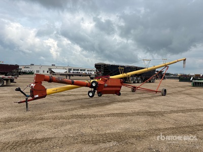 Westfield MK100-61 10 in x 61 ft Swing 穀物用オーガー