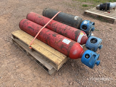 Quantity of (4) Welding Tanks