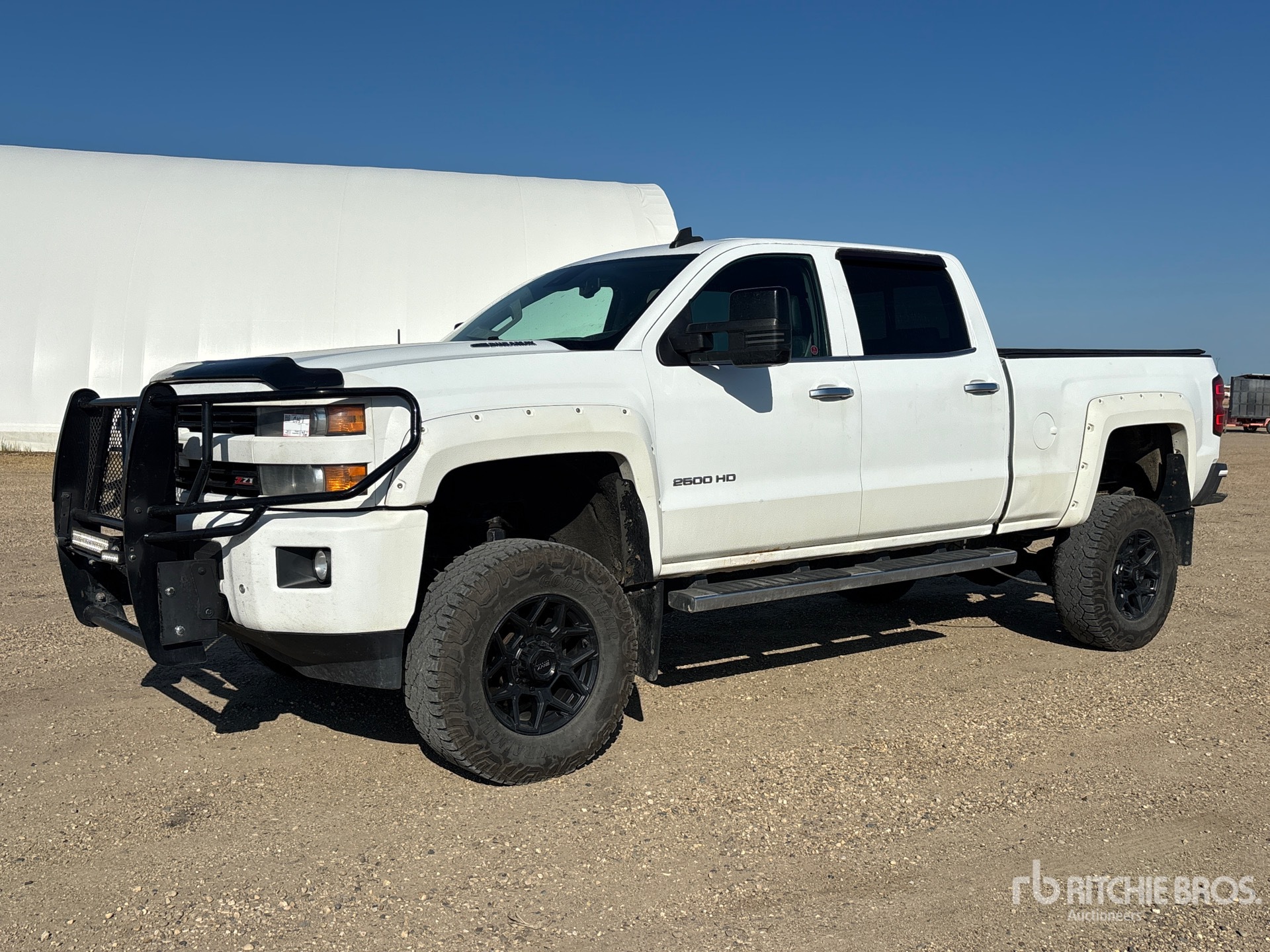 2016 Chevrolet Silverado 2500HD LTZ 4x4 Crew Cab Pickup