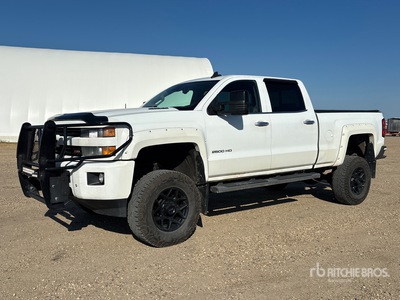 2016 Chevrolet Silverado 2500HD LTZ 4x4 Crew Cab Pickup