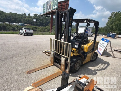 2015 Yale GDP080VX 8000 lb Cushion Tire Forklift