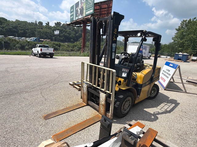 2015 Yale GDP080VX 8000 lb Cushion Tire Forklift