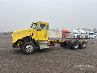 2010 Kenworth T800 6x4 Cab and Chassis