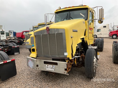 2010 Kenworth T800 6x4 Cab and Chassis