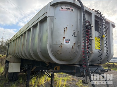 2011 Fruehauf 7 m T/A Turntable End Dump Trailer