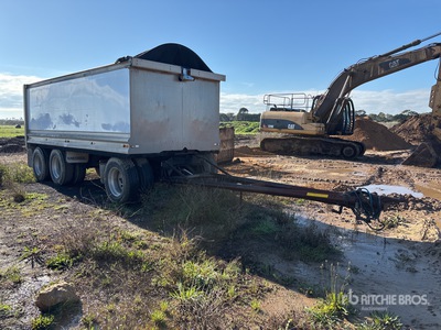 2008 BPT Super Dog End Dump Trailer