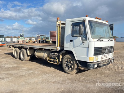 1990 Volvo FL7 6x4 Crew Cab Flatbed Truck