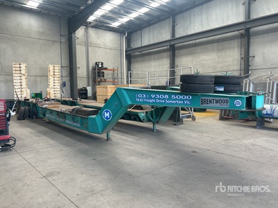 2007 Brentwood 4 Rows of 8 Hydraulic Widening 低床トレーラー
