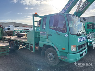 2018 Mitsubishi Fuso FK600 4x2 平台トラック