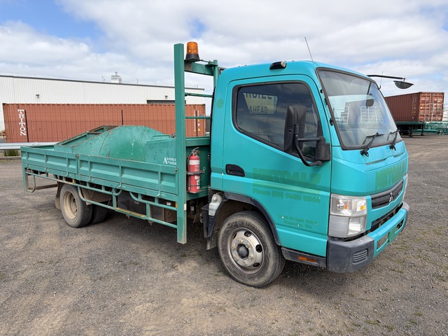 2019 Mitsubishi Fuso Canter 7/800 4x2 Table Top Truck