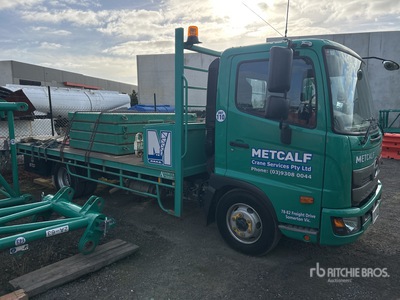 2020 Hino FG 4x2 Flatbed Truck