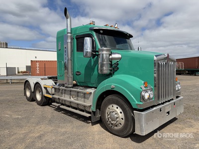 2024 Kenworth T610SAR 6x4 T/A Sleeper Truck Tractor