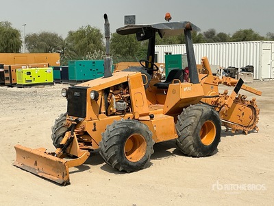 Case 695SR 4x4x4 Trencher