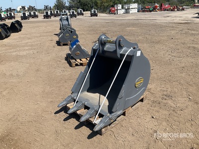Strickland 900 mm Trench エクスカベーター用バケット - Fits Kobelco SK140 (Unused)