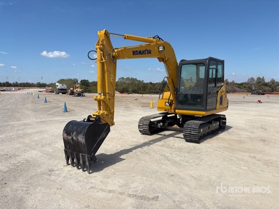 2011 Komatsu PC60-8 Tracked Excavator
