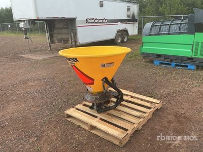 Frontier SS2036B 46 ft 3-Point 403 lb Fertilizer Spreader