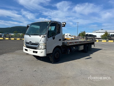 2013 Hino 195 4x2 ロールバックトラック