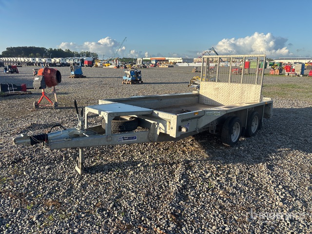 Construction and Machinery Trailers