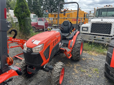 Kubota LX2610HSD 4WD Utility Tractor (Inoperable)