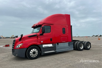 2019 Freightliner Cascadia 126 6x4 T/A Sleeper Truck Tractor