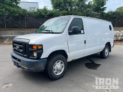 2011 Ford E-250 فان نقل