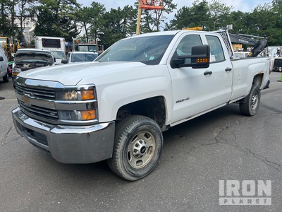 2016 Chevrolet Silverado 2500HD 4x4 Crew Cab Pickup