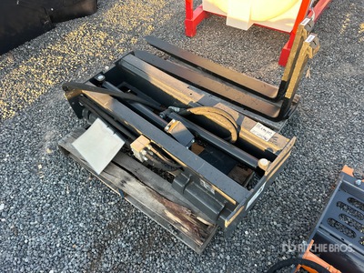 2026 ARTEER HPF-48L 48 in Hydraulic Skid Steer Forks (Unused)