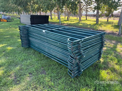 Quantity of (22) 9 ft Panel dla bydła
