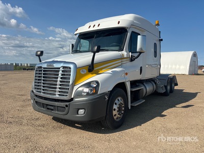 2016 Freightliner Cascadia 125 6x4 T/A Sleeper Truck Tractor