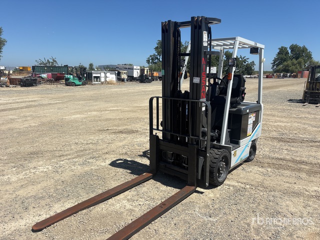 UniCarrier MCTG1B2L30S 5200 lb Electric Forklift