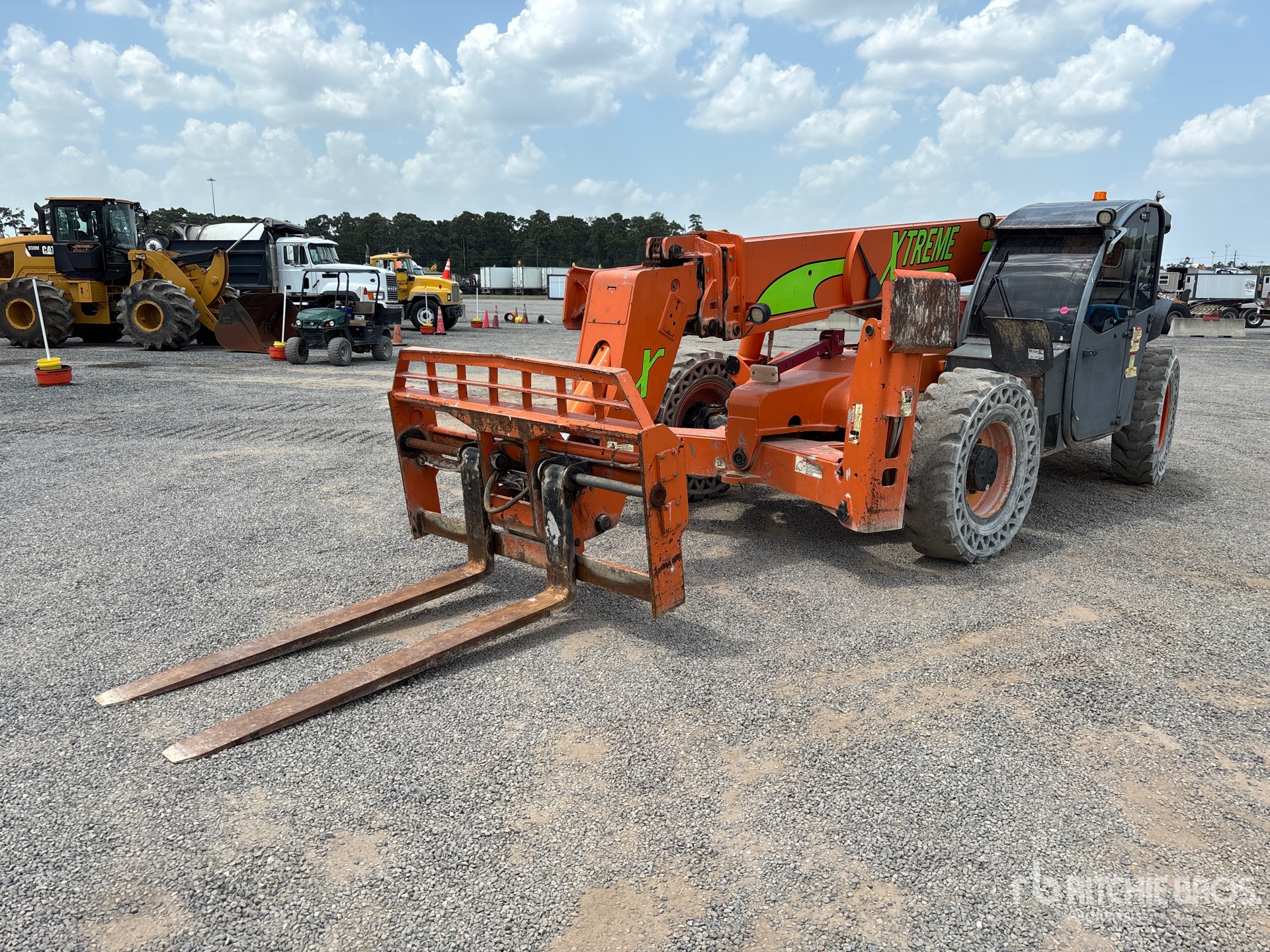 2015 Xtreme XR1255 Telehandler
