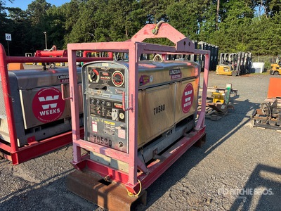 Lincoln SAE-500 500 A Skid-Mounted Multi-Process Engine Driven Welder