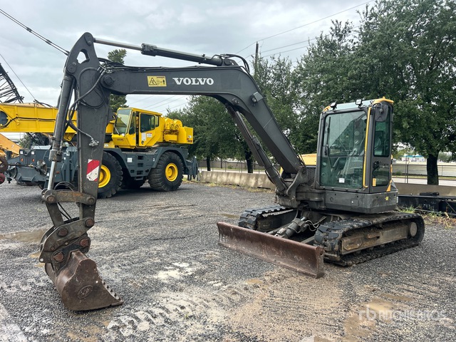 2019 Volvo ECR88D Tracked Excavator