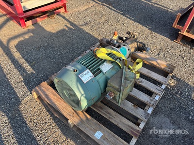 Toshiba Electric Motor w/ Hydraulic Pump